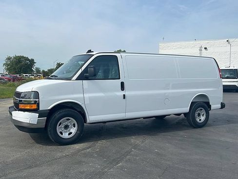 New 2025 Chevrolet Express 3500 Extended w/ Driver Convenience Package RWD image 9