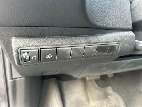 Used 2023 Toyota Corolla LE image 17