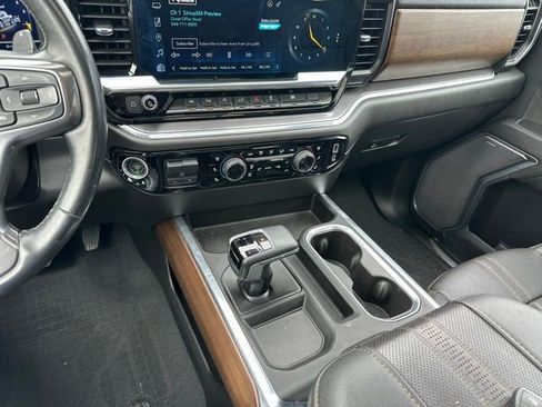 Used 2023 Chevrolet Silverado 1500 High Country w/ High Country Premium Package AWD/4WD image 24