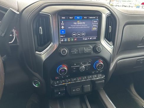 Used 2021 Chevrolet Silverado 1500 LTZ w/ LTZ Premium Package image 18