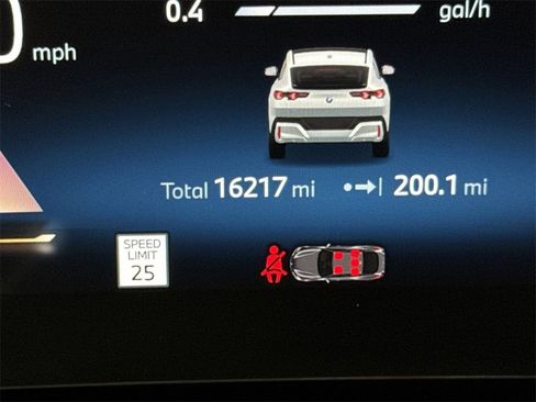 Used 2024 BMW X2 xDrive28i image 12