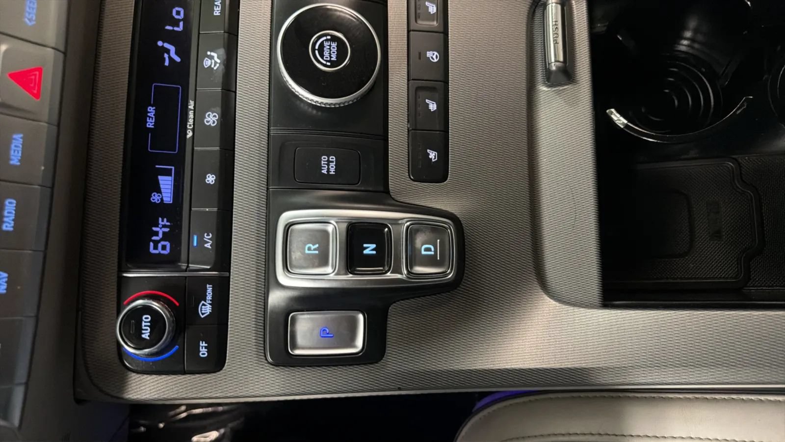 Used 2021 Hyundai Palisade Limited FWD image 13