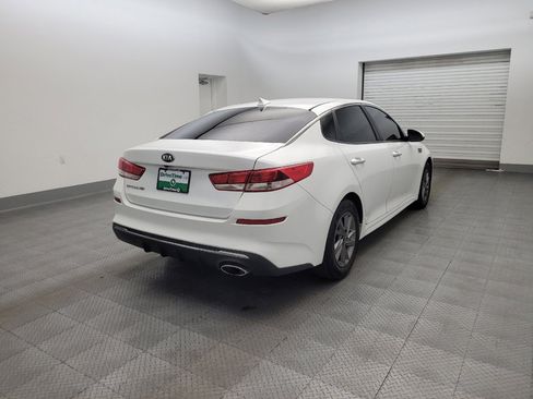 Used 2020 Kia Optima LX FWD image 9