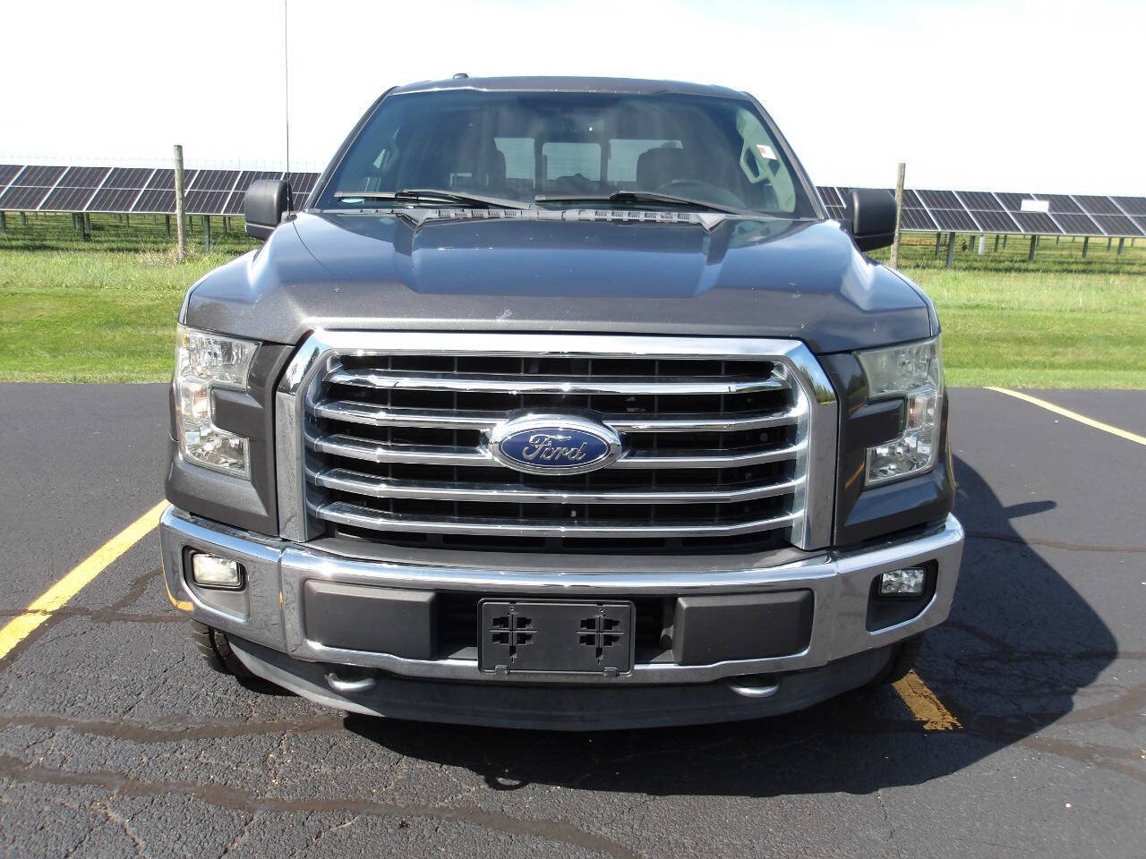 Used 2015 Ford F150 XLT w/ Equipment Group 302A Luxury AWD/4WD image 3