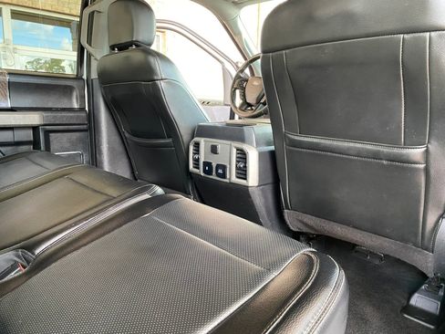 Used 2018 Ford F250 Lariat w/ Chrome Package AWD/4WD image 19