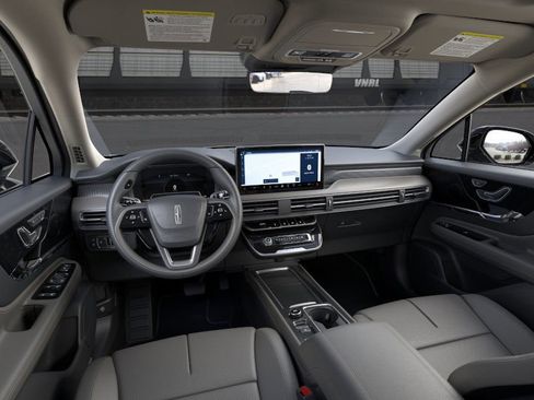 New 2025 Lincoln Corsair Grand Touring w/ Equipment Group 301A image 9