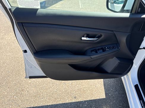 Used 2021 Nissan Sentra SV FWD image 10