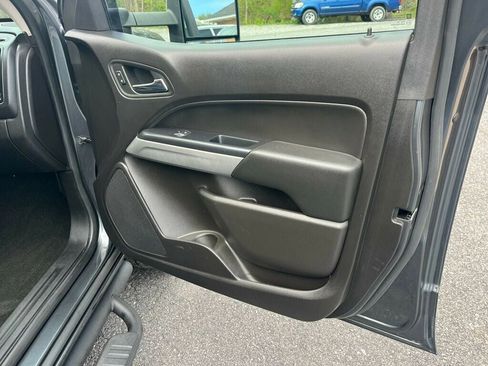 Used 2016 Chevrolet Colorado LT w/ LT Convenience Package image 31