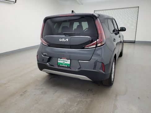 Used 2025 Kia Soul LX w/ LX Technology Package image 7
