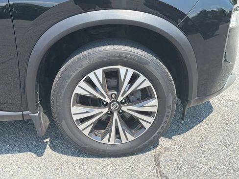 Used 2021 Nissan Rogue SV w/ Premium Package AWD/4WD image 12