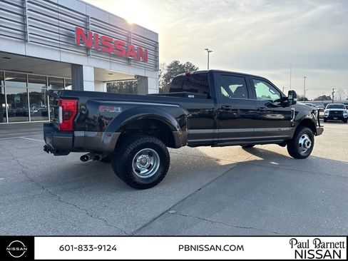 Used 2017 Ford F350 King Ranch w/ King Ranch Ultimate Package image 17