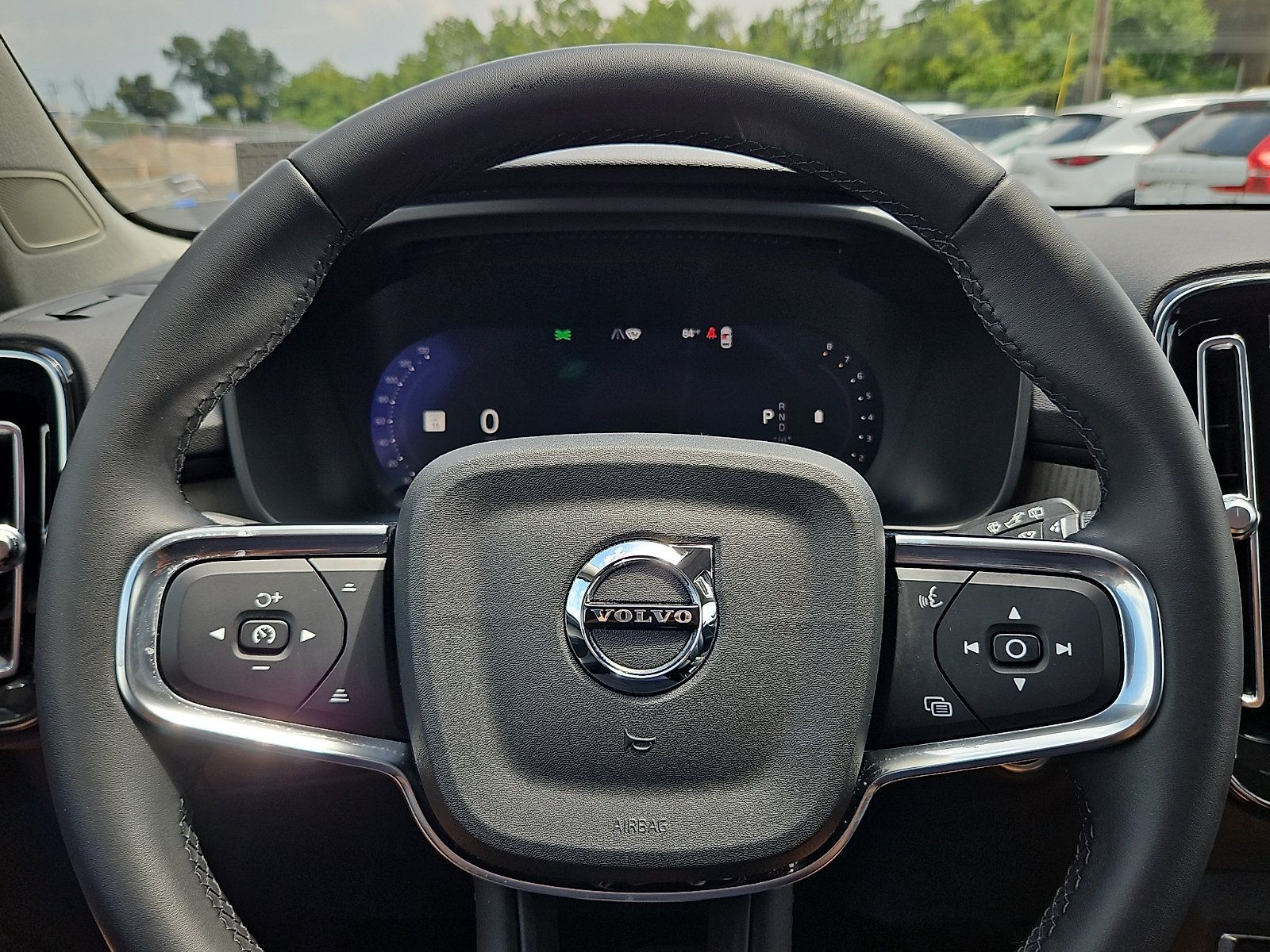 Certified 2023 Volvo XC40 B5 Plus w/ Protection Package Premier AWD/4WD image 20