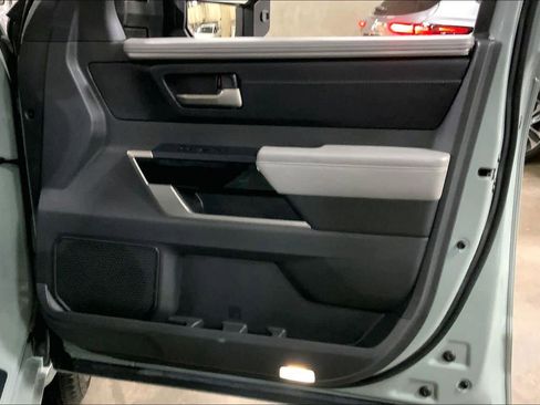 Used 2025 Toyota Tundra Limited image 22