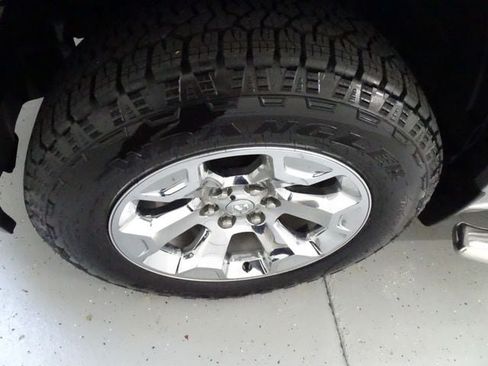 Used 2019 RAM 1500 Big Horn AWD/4WD image 28