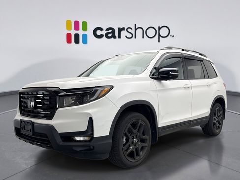 Used 2025 Honda Passport Black Edition image 1