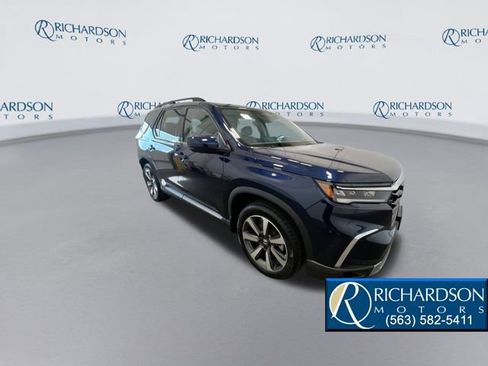 Used 2023 Honda Pilot Elite image 2