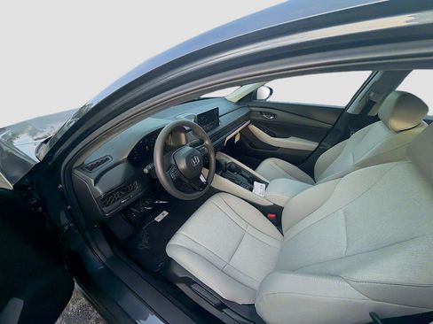 New 2026 Honda Accord LX image 9