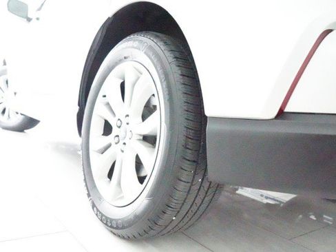 Used 2019 Ford Edge Titanium FWD image 37