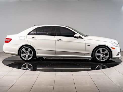 Used 2012 Mercedes-Benz E 350 4MATIC Sedan image 11