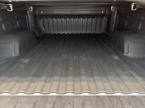 Used 2019 Chevrolet Silverado 1500 LT Trail Boss AWD/4WD image 10