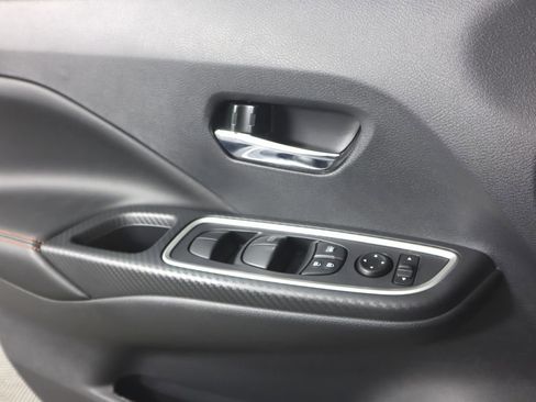 Certified 2025 Nissan Versa SR w/ Trunk Package image 16