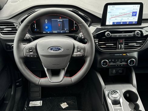 New 2025 Ford Escape ST-Line w/ Cold Weather Package image 15