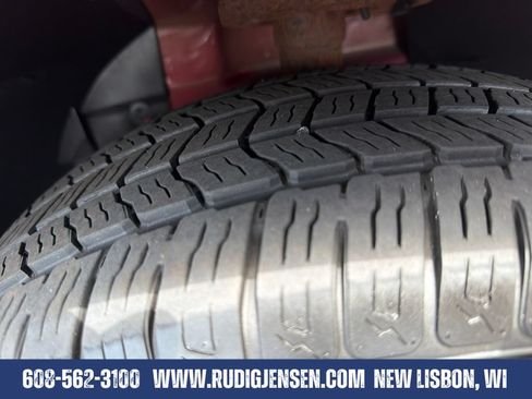 Used 2020 Dodge Grand Caravan SXT FWD image 26