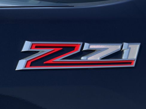 Used 2020 Chevrolet Silverado 2500 LTZ w/ LTZ Premium Package AWD/4WD image 11