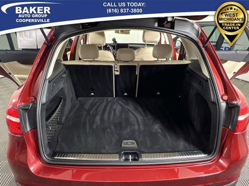 Used 2019 Mercedes-Benz GLC 300 4MATIC image 22