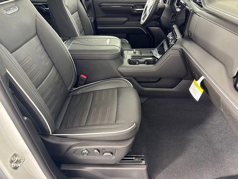 New 2026 GMC Sierra 2500 AT4X image 13