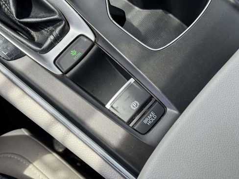Used 2019 Honda Accord LX image 28