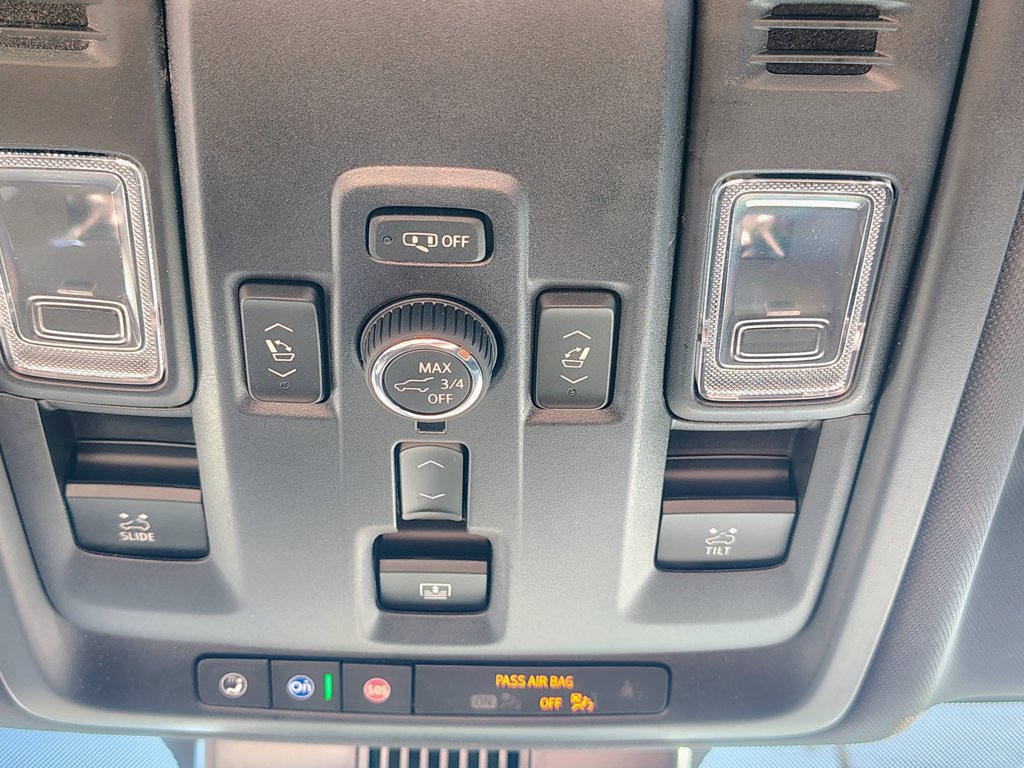 Used 2025 Chevrolet Suburban High Country AWD/4WD image 38