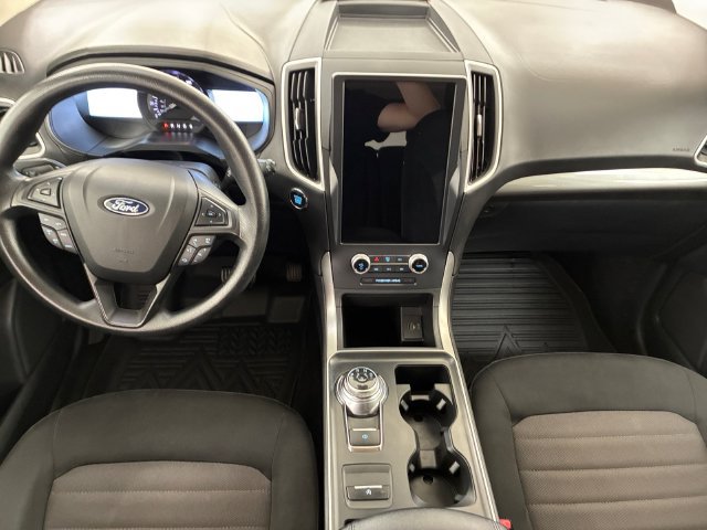 Used 2022 Ford Edge SE w/ Black Appearance Package AWD/4WD image 21