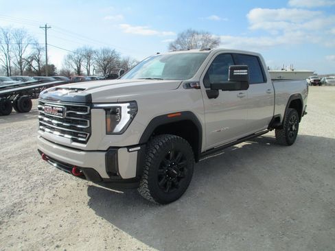 New 2026 GMC Sierra 3500 AT4 w/ AT4 Premium Plus Package image 10
