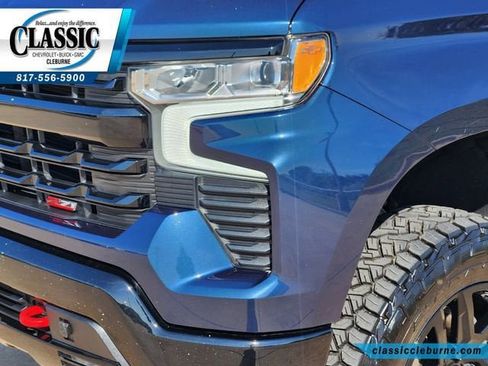Used 2022 Chevrolet Silverado 1500 LT Trail Boss w/ Convenience Package II AWD/4WD image 12