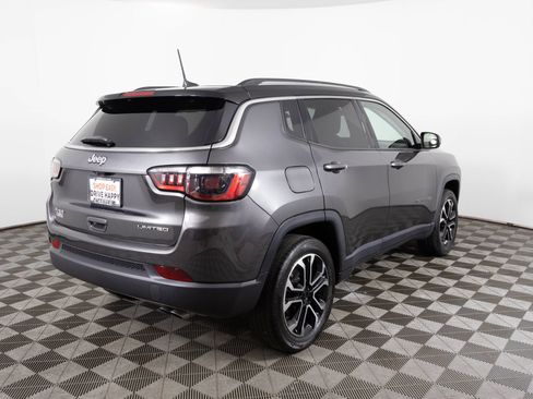 Used 2022 Jeep Compass Limited image 10