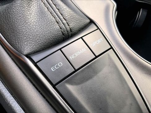 Used 2023 Toyota Camry SE FWD image 35