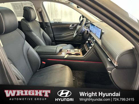 Used 2025 Genesis GV80 2.5T Prestige AWD/4WD image 18