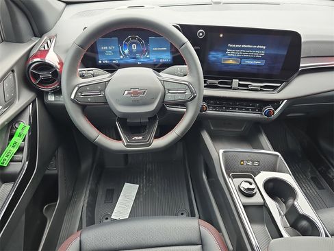 New 2026 Chevrolet Equinox RS image 17