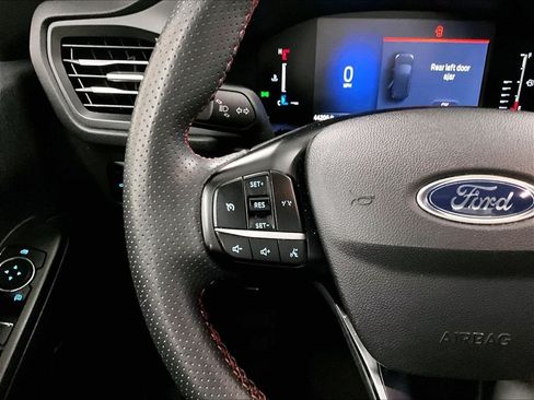 Used 2024 Ford Escape ST-Line AWD/4WD image 23