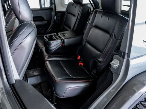 Used 2020 Jeep Wrangler Unlimited Rubicon image 38