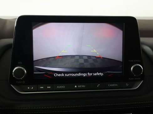 Used 2023 Nissan Rogue SV w/ SV Premium B Package image 42