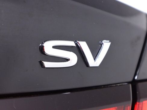 Used 2020 Nissan Versa SV FWD image 34