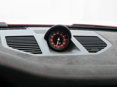 New 2026 Porsche 911 GT3 image 26