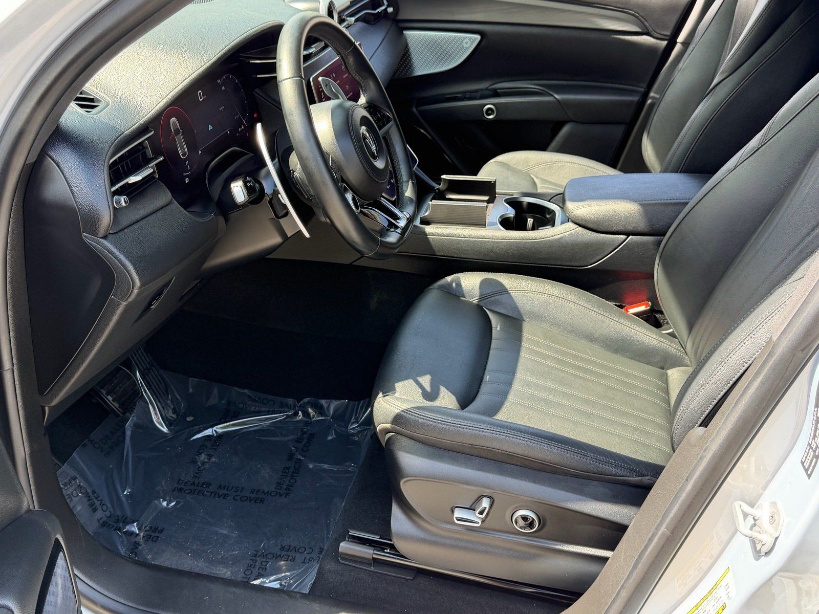 Used 2023 Maserati Grecale GT AWD/4WD image 10