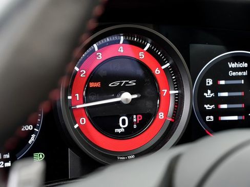 Certified 2022 Porsche 911 Carrera GTS image 17