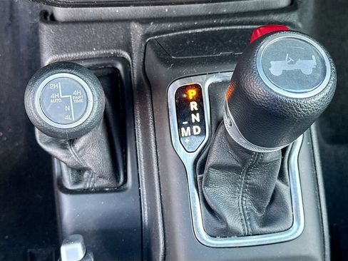 Certified 2023 Jeep Wrangler Unlimited w/ Cold Weather Group AWD/4WD image 17