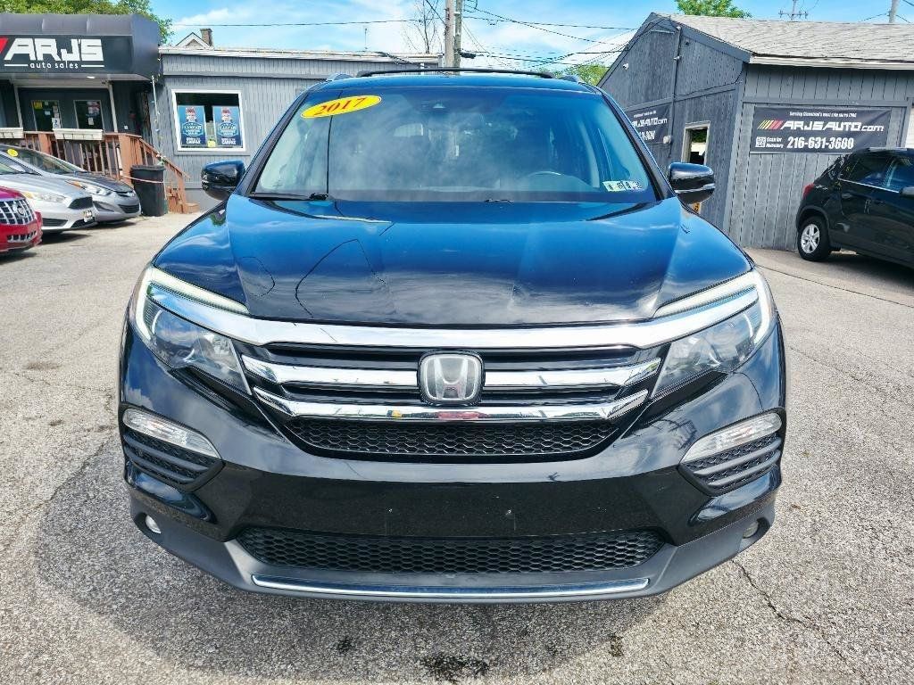 Used 2017 Honda Pilot Elite image 2