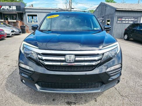 Used 2017 Honda Pilot Elite image 2