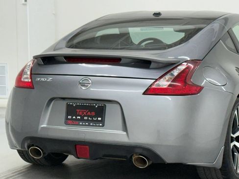 Used 2019 Nissan 370Z Touring Sport RWD image 34